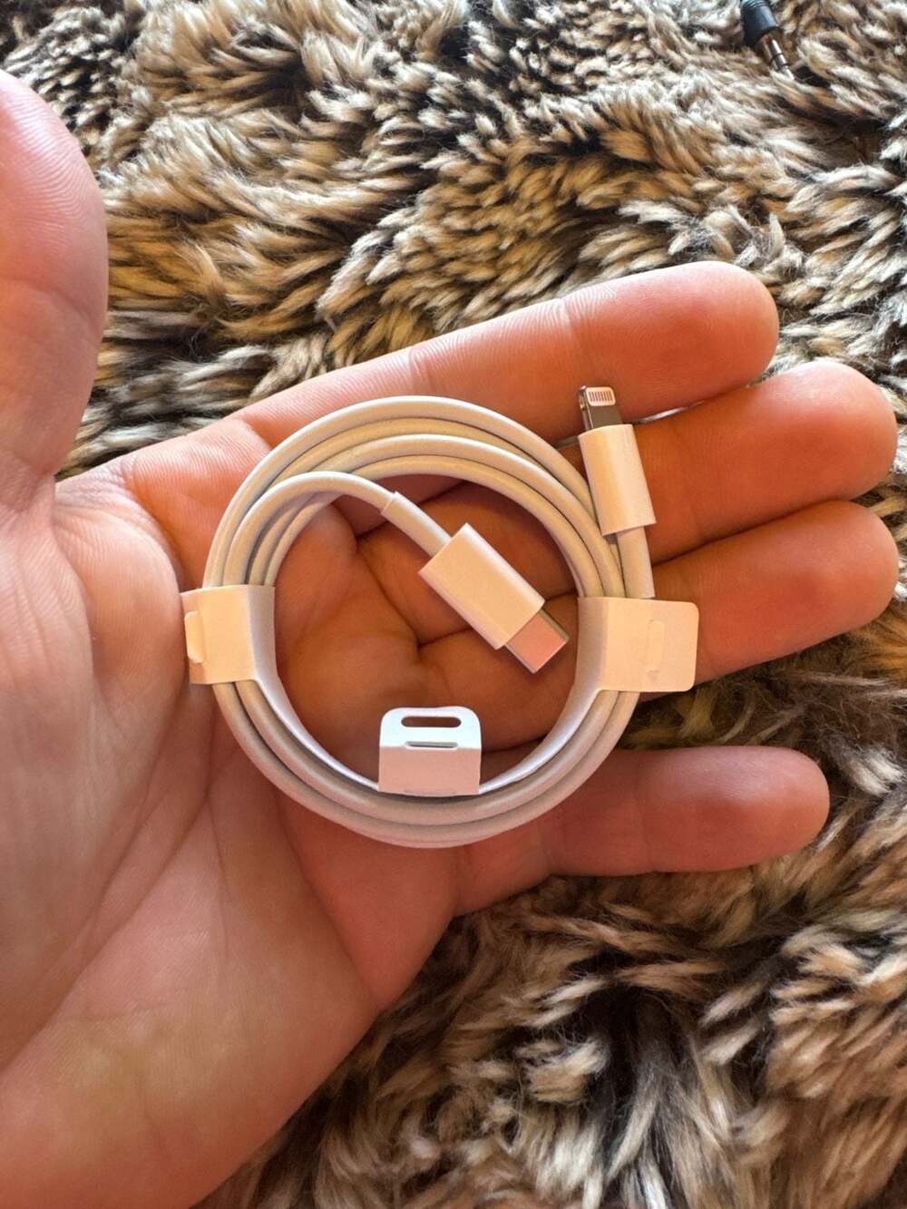 Official Apple USB-C to Lightning Cable (1m) Fast Charging Cord